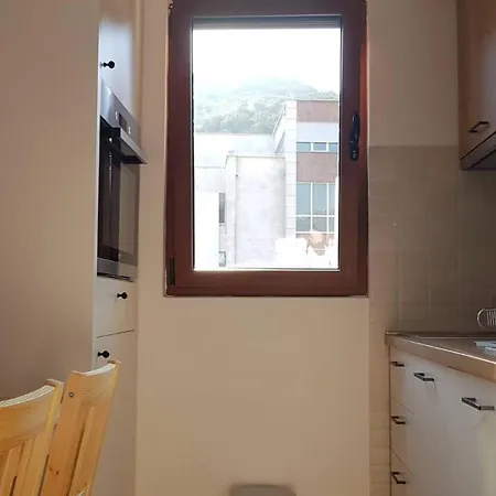 Appartamento Cozy In Center With Mountain Views Budua